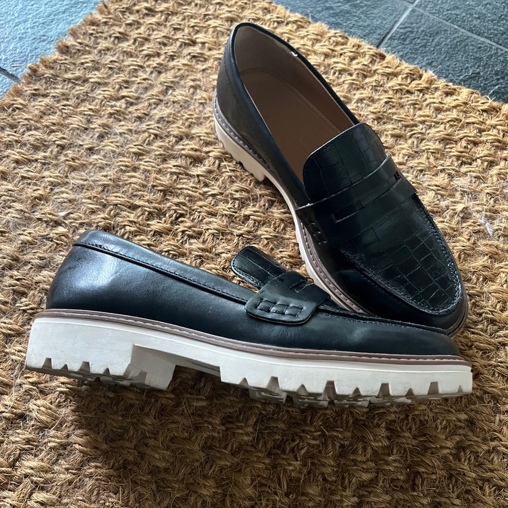 Kenly Loafer - Picture 3 of 5
